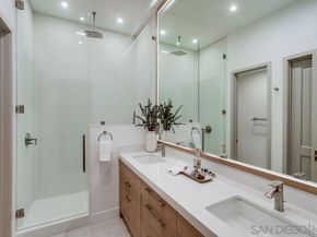 5435 Parkview Dr., La Jolla CA 92037