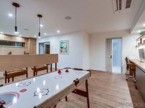 5435 Parkview Dr., La Jolla CA 92037