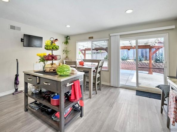 1322 Carnell Ct, San Diego CA 92154