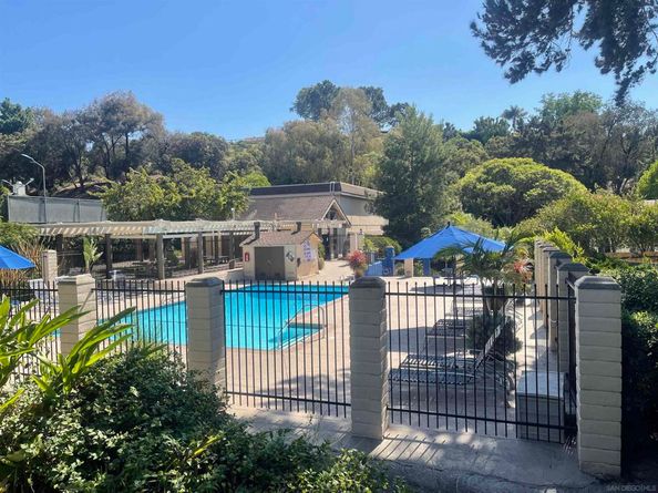 4425 Caminito Pedernal, San Diego CA 92117