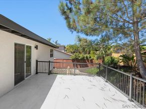 2128 Mountain Vista Dr, Encinitas CA 92024