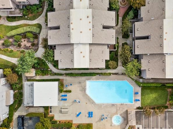 9229 Village Glen Dr 235, San Diego CA 92123