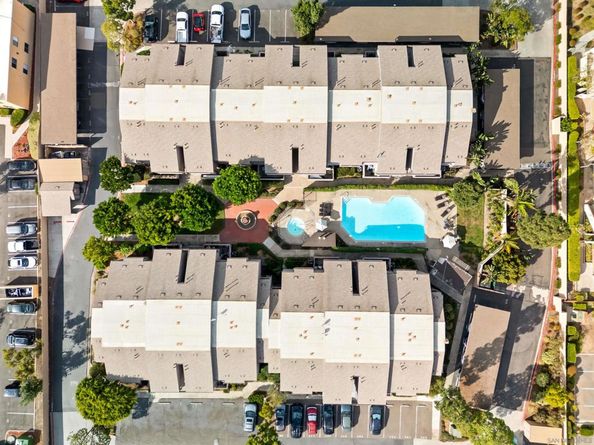 9229 Village Glen Dr 235, San Diego CA 92123