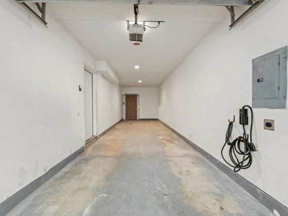 727 Ostend Ct, San Diego CA 92109
