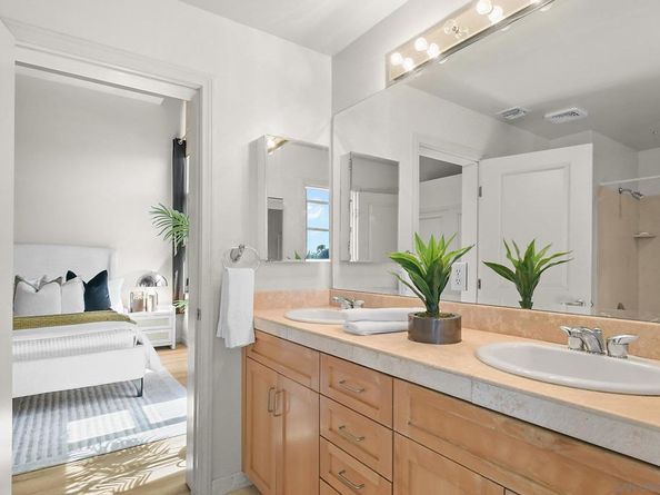 3211 5th Ave 203, San Diego CA 92103