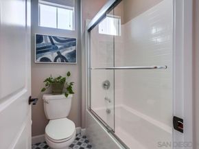 1933 Pascal Ct, Escondido CA 92026