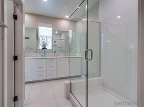 1933 Pascal Ct, Escondido CA 92026