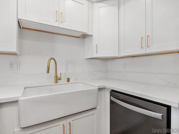 6903 Quail Place Unit G, Carlsbad CA 92009