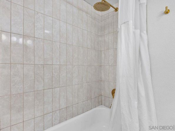6903 Quail Place Unit G, Carlsbad CA 92009