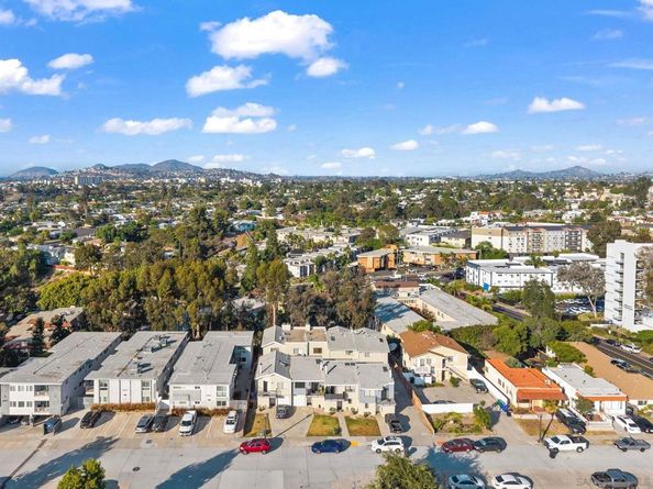 4527 Contour Blvd 8, San Diego CA 92115