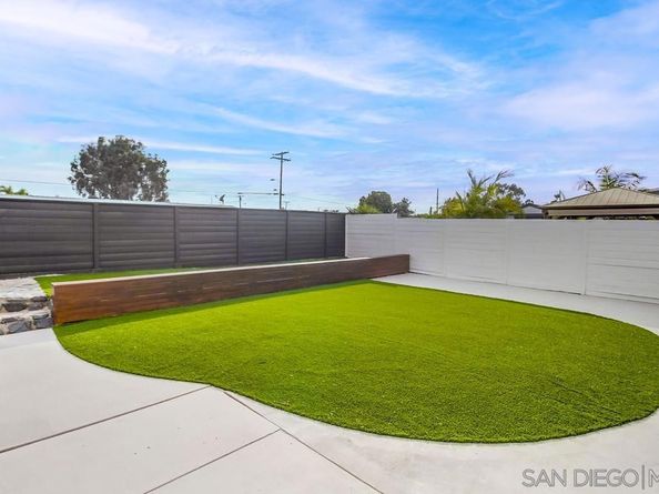5165 Winthrop St, San Diego CA 92117