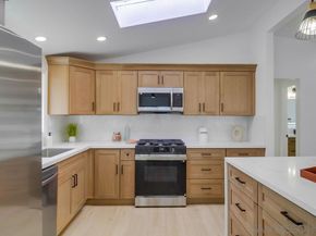 5165 Winthrop St, San Diego CA 92117