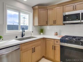 5165 Winthrop St, San Diego CA 92117