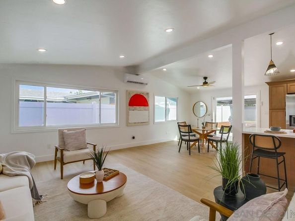 5165 Winthrop St, San Diego CA 92117