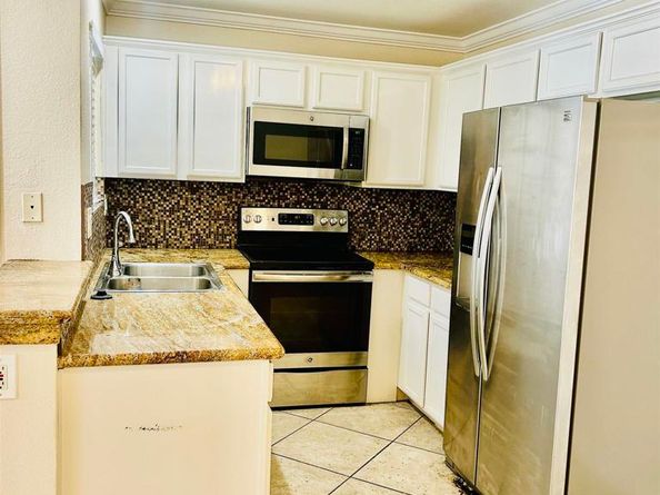3550 Sunset Lane 13, San Diego CA 92173