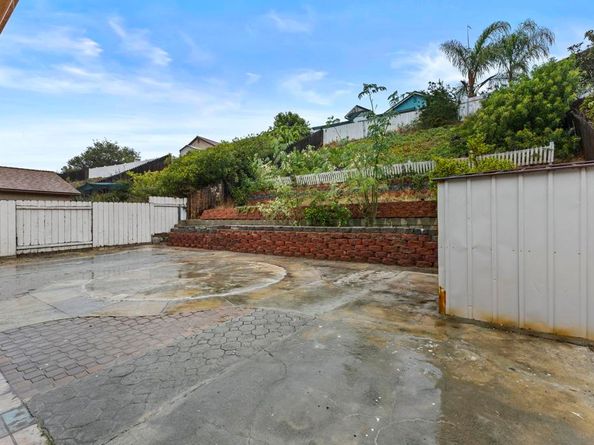 2333 Spring Oak Way, San Diego CA 92139