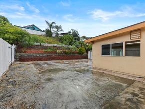 2333 Spring Oak Way, San Diego CA 92139
