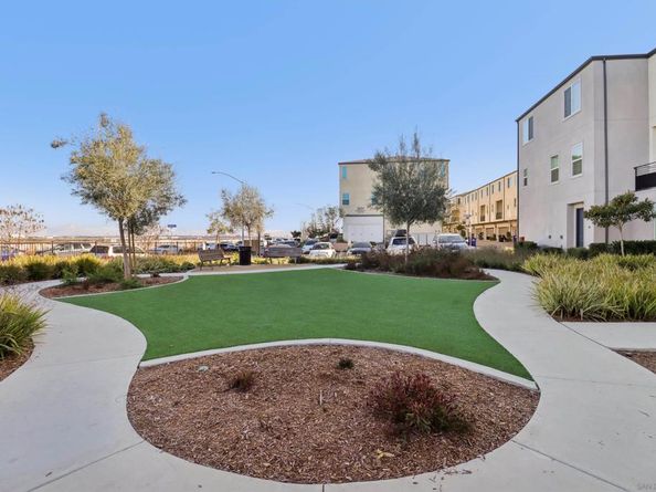 5480 Seacliff Pl 41, San Diego CA 92154