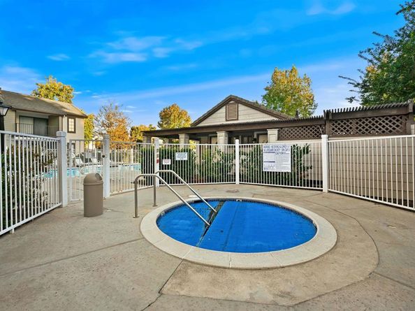 8594 Summerdale Rd 164, San Diego CA 92126