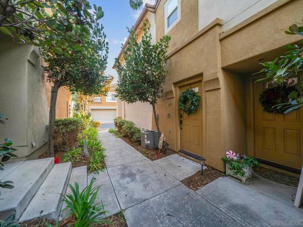 717 Caminito Valiente, Chula Vista CA 91911