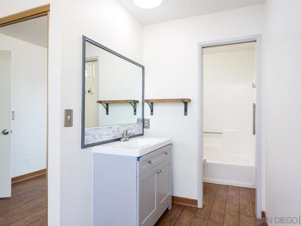 390 Treewood St, San Diego CA 92114
