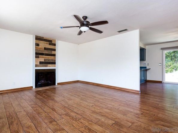390 Treewood St, San Diego CA 92114