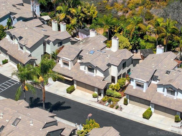 6340 Caminito Del Pastel, San Diego CA 92111