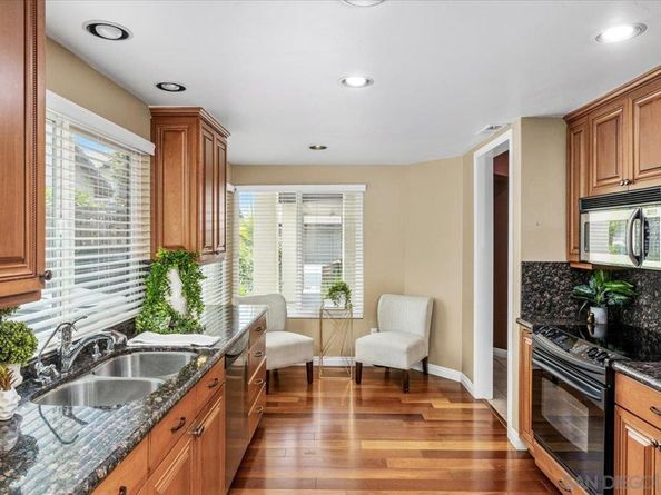 6340 Caminito Del Pastel, San Diego CA 92111