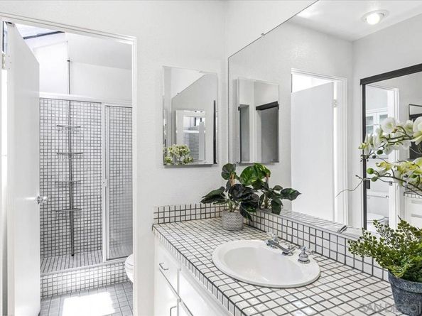 6340 Caminito Del Pastel, San Diego CA 92111