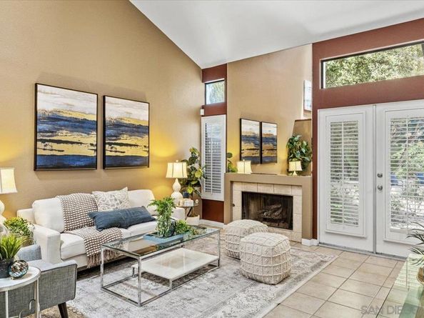 6340 Caminito Del Pastel, San Diego CA 92111