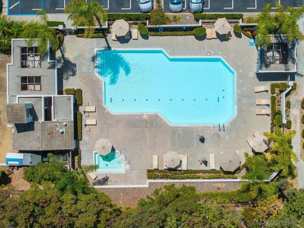 6340 Caminito Del Pastel, San Diego CA 92111