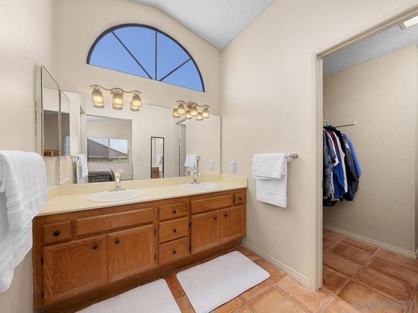 7263 Aquamarine Rd, San Diego CA 92114