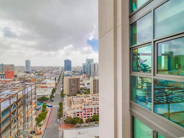 645 Front St 2201, San Diego CA 92101