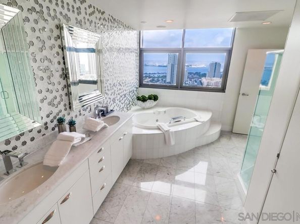 645 Front St 2201, San Diego CA 92101