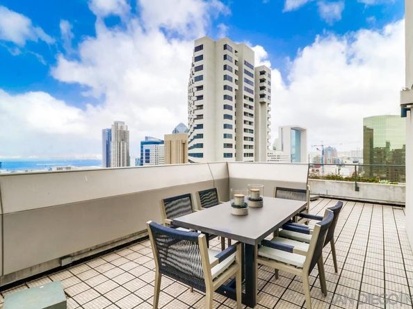 645 Front St 2201, San Diego CA 92101