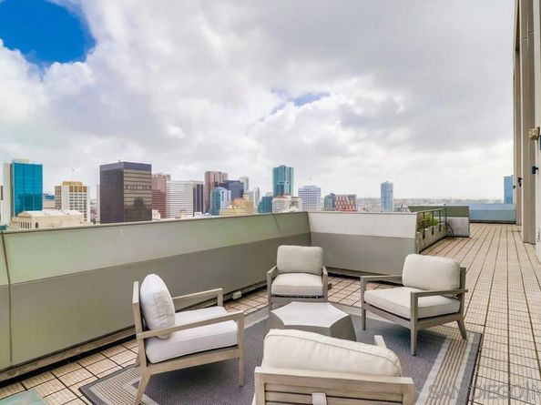 645 Front St 2201, San Diego CA 92101