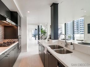 645 Front St 2201, San Diego CA 92101