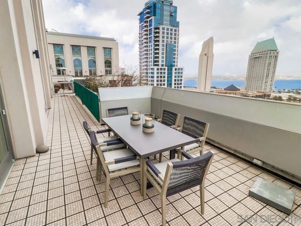 645 Front St 2201, San Diego CA 92101