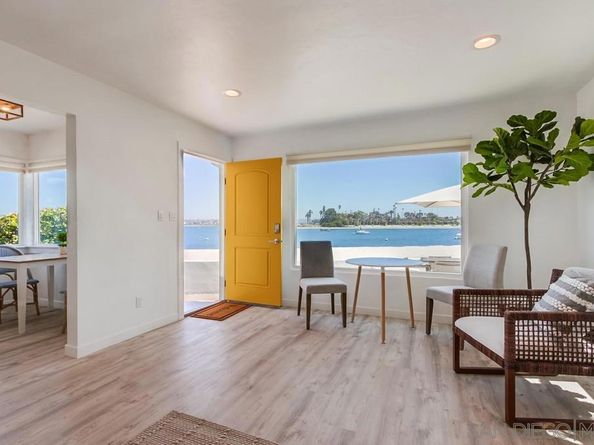 3286 88 Bayside Walk, San Diego CA 92109