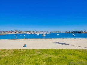 3286 88 Bayside Walk, San Diego CA 92109