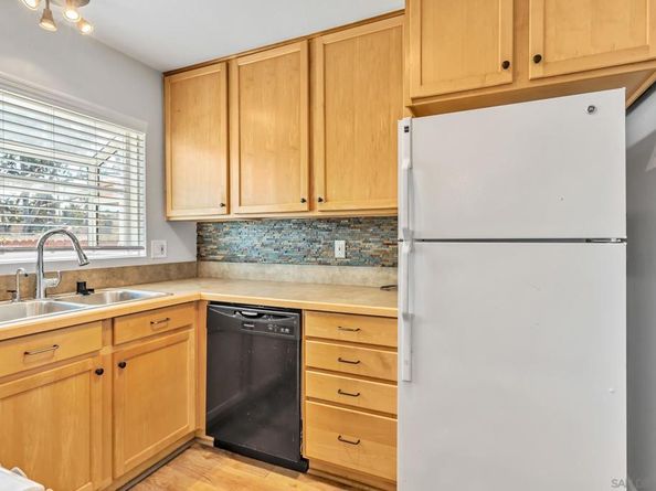 5875 Reo Ter C, San Diego CA 92139