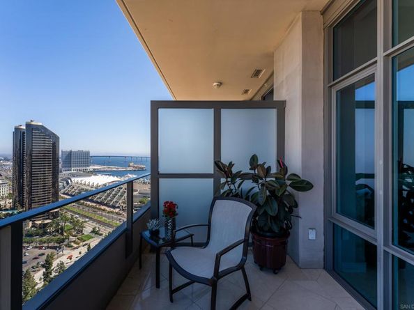 550 Front St 2702, San Diego CA 92101
