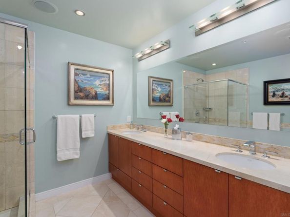 550 Front St 2702, San Diego CA 92101