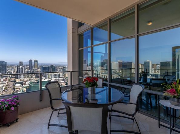 550 Front St 2702, San Diego CA 92101
