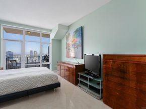 550 Front St 2702, San Diego CA 92101