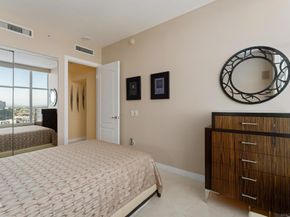 550 Front St 2702, San Diego CA 92101