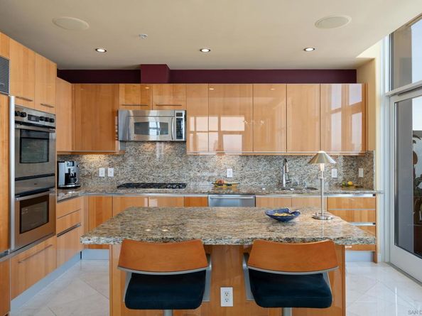 550 Front St 2702, San Diego CA 92101