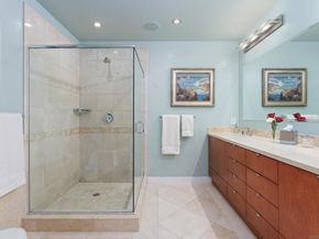 550 Front St 2702, San Diego CA 92101