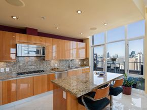 550 Front St 2702, San Diego CA 92101