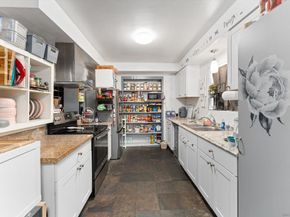 489 E 55th St E, Long Beach CA 90805